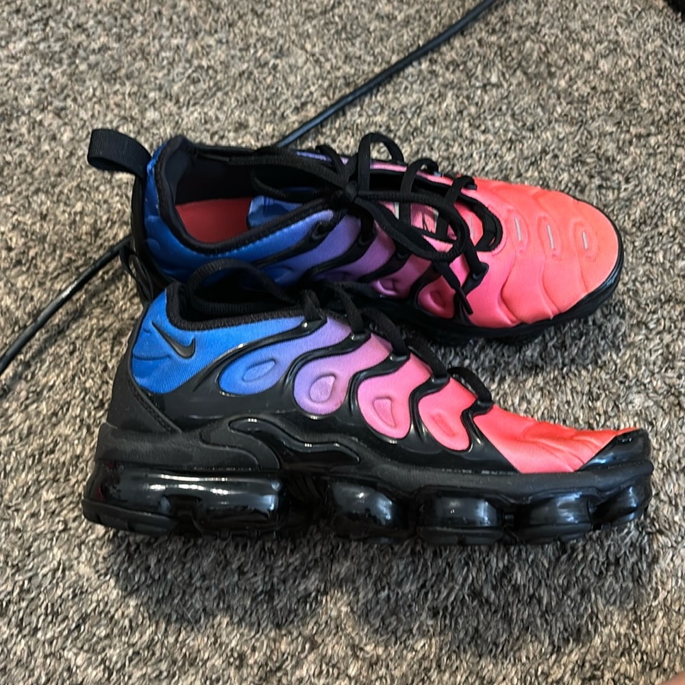 Women’s Nike vapor max